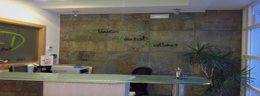 Sallent Dental