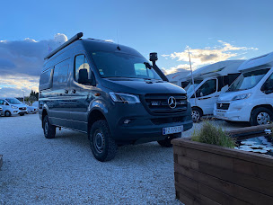 Photo n°11 de DÉPÔT CΛMP™ | 🚐 Grand choix de camping-cars d'occasion | Dépôt-Vente | Rachat immédiat à Saze (Concessionnaire de véhicules de loisirs)