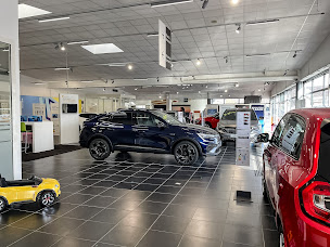 Photo n°3 de Renault Issoire - Bony auto-mobile à Issoire (Vendeur de voitures d'occasion)