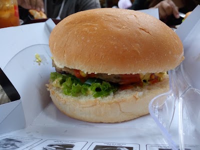 Photos of 1st Mister Burger Kofisyop