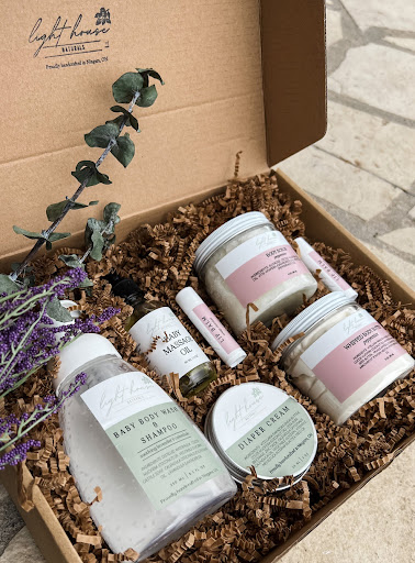 Light House Naturals Gallery - Canada