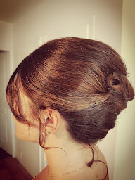 Photo n°18 de Brice Louarn - Coiffure - Maquillage - Massages du Monde - Paris 75 à Paris (Prestataire de mariage)