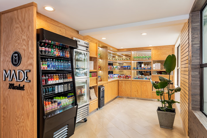DoubleTree by Hilton Pomona by null