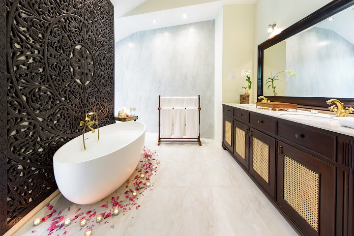 Uga Ulagalla by null