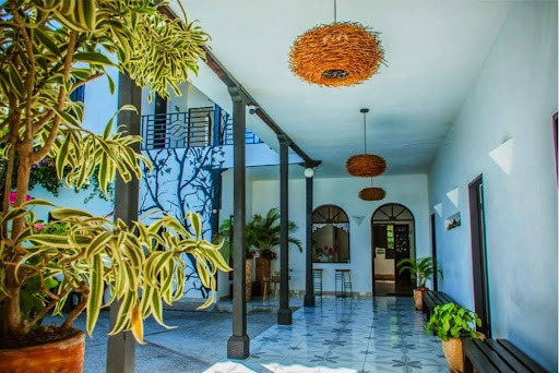 Hotel Capilla Del Sol factura electrónica inmediata coworking en el centro de Garzón