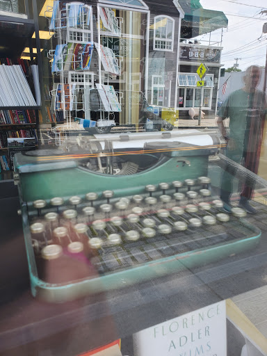 Burton's Bookstore - Thumbnail