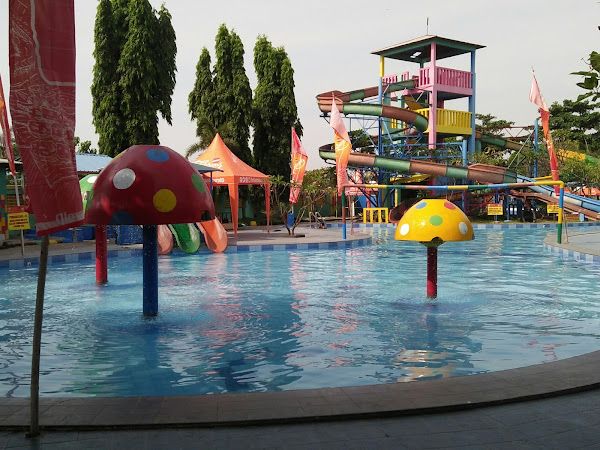 Tiket Masuk Ciblo. Waterboom : Ciblon Waterboom Brebes ...