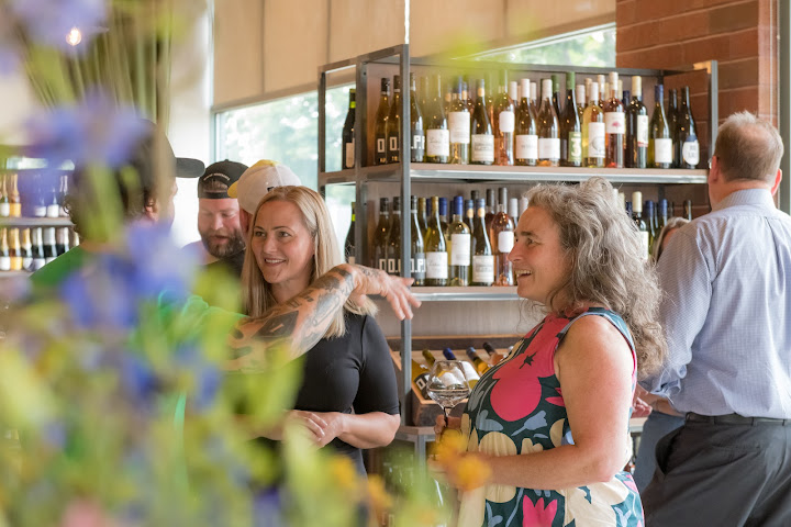 2A Wine Merchants by null