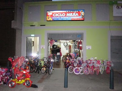 Photos of Bicycle storage and workshop "Cycle Mejia"