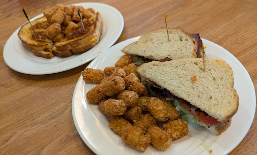 Hap Cafe Carson - Visual