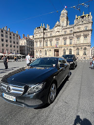 Photo n°6 de Drive Me Lyon à Grézieu-la-Varenne (Service de transport)