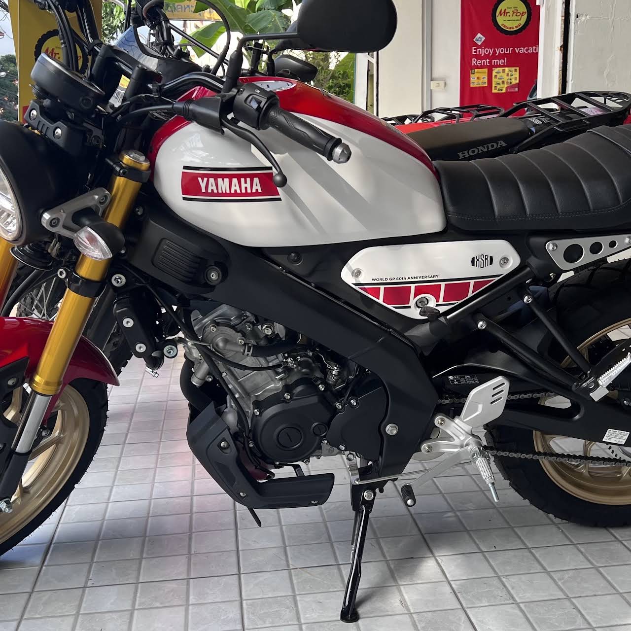 Mr Pop Chiang Mai Motorbike Rental Agency in Chiang