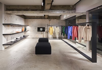 HOMME PLISSE ISSEY MIYAKE / AOYAMA