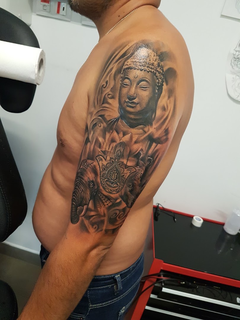 Vam Tattoo