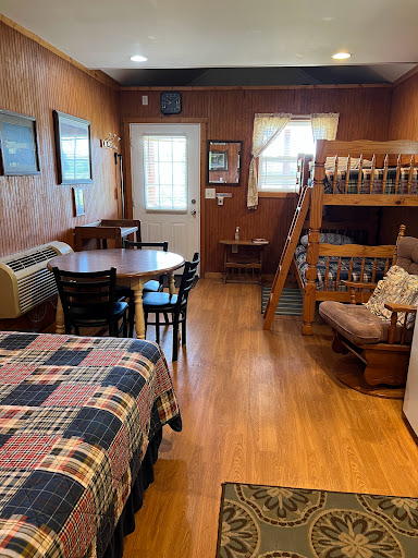 Lake Cabin Rentals Gallery - United States