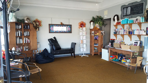 A Li'l Off the Top Style Shop - United States