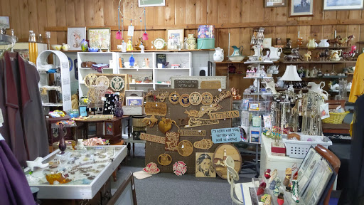 Encore Consignment Shoppe - Visual