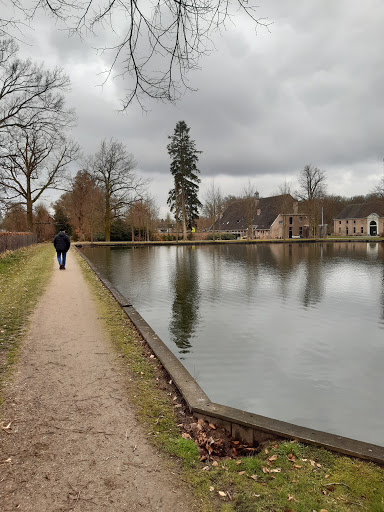 Parkeerplaats De Cannenburgh Gallery - Netherlands
