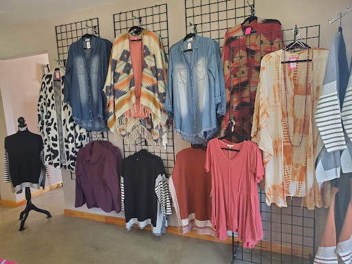 Fabulous Flamingo Boutique - Thumbnail