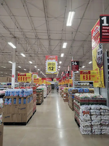 Soriana Mercado Comitán de Domínguez Gallery - Mexico