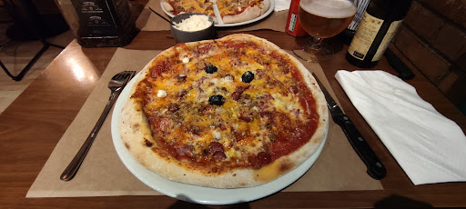 Photo 3 - La Petite Venise Pizzeria