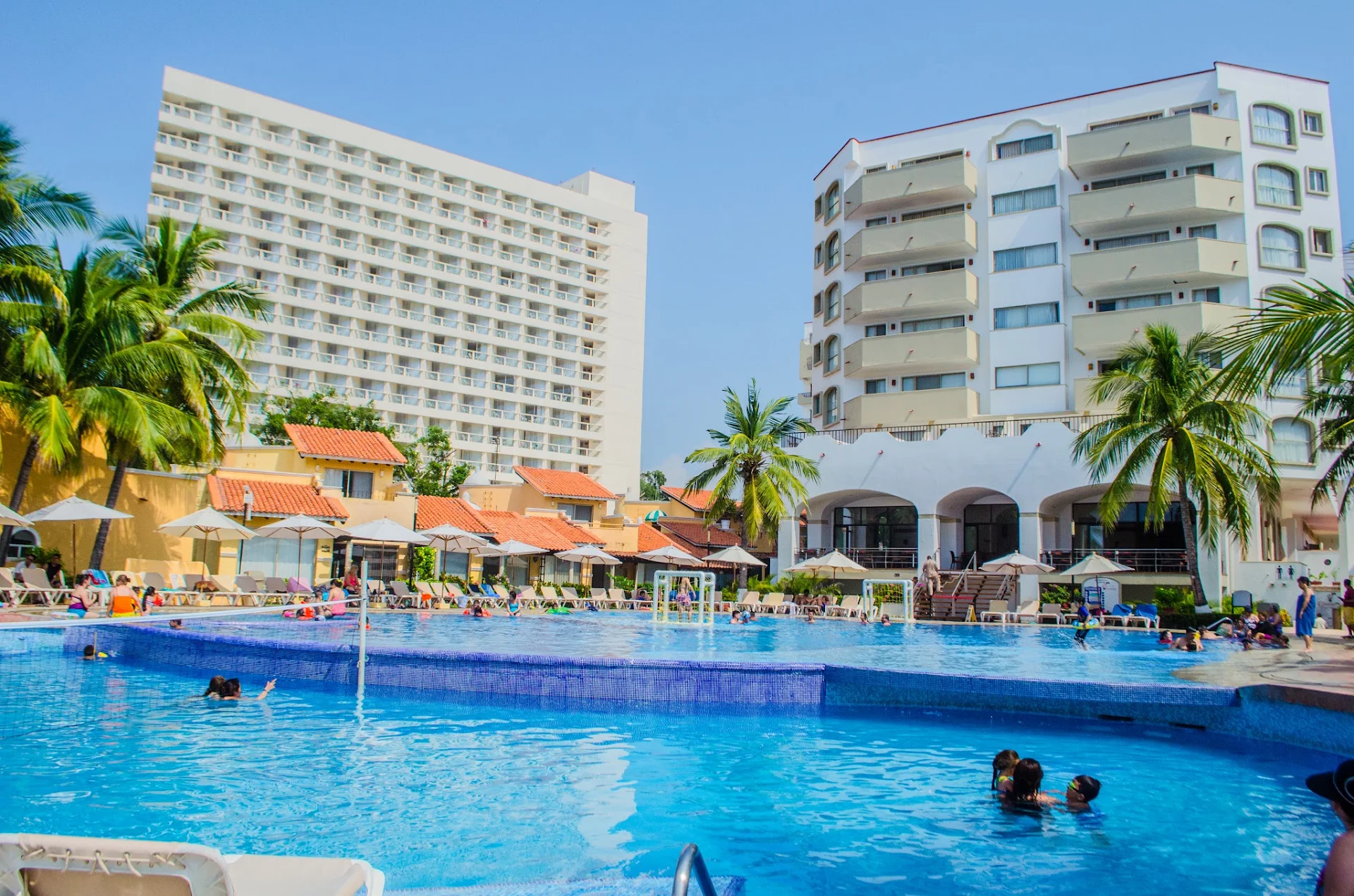 Enna Inn Ixtapa (Departamentos y Habitaciones vacacionales)