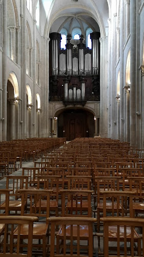 Esp. Jean-Marie Louvel, 14000 Caen