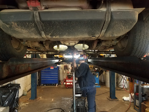 Ron's Total Service Center