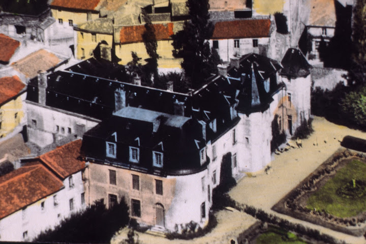 Castle Bergelière by null