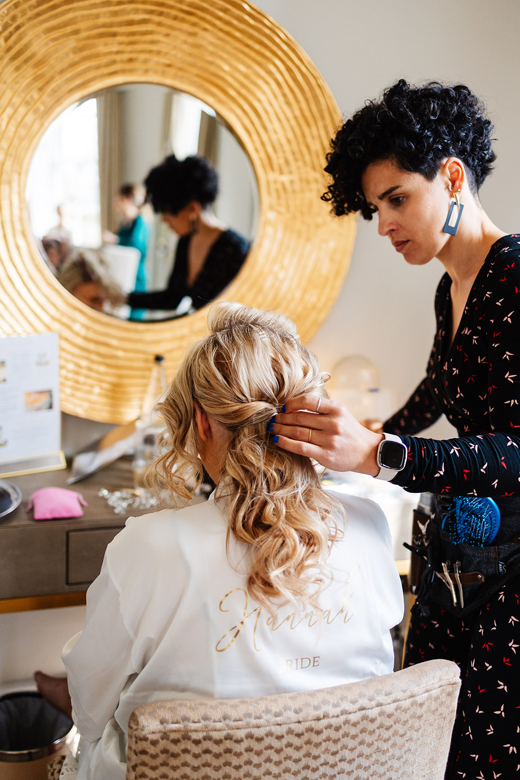 Moira Borg Bridal Hairstylist - Makeup Artists - photo 1