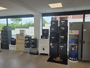 Photo n°4 de Serrurerie Mallet - Picard Serrures à Amiens (Magasin de coffres-forts)