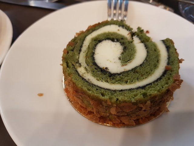 Starbucks Coffee Bà Triệu