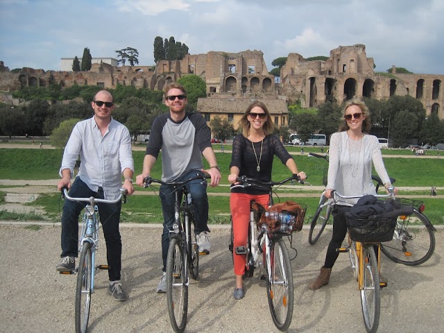 ROMA RENT BIKE: scooter rental Rome, bike rental Rome, vespa rental Rome