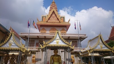 Photos of សួនច្បារមាត់ទន្លេ