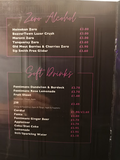 Seb's Bar - Visual