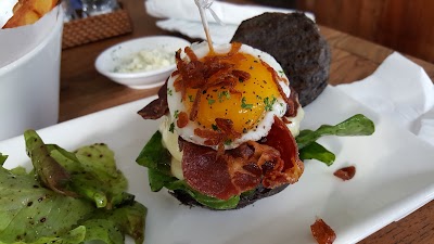 Photos of Wah Wah Gourmet Burger Winebar
