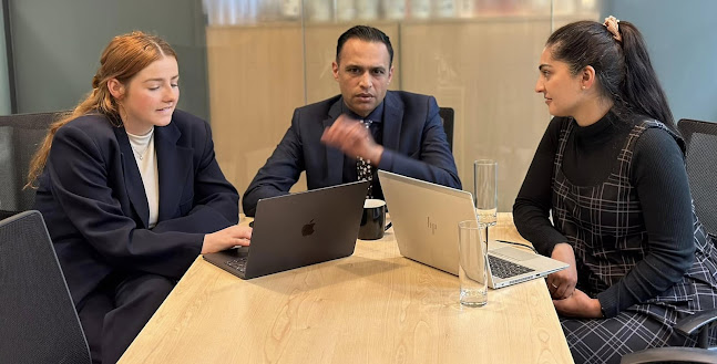Comments and reviews of Law & Co Solicitors