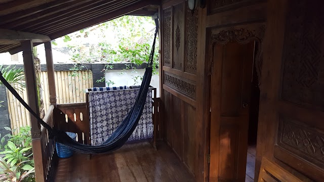 Zipp Bar Restaurant & Bungalows