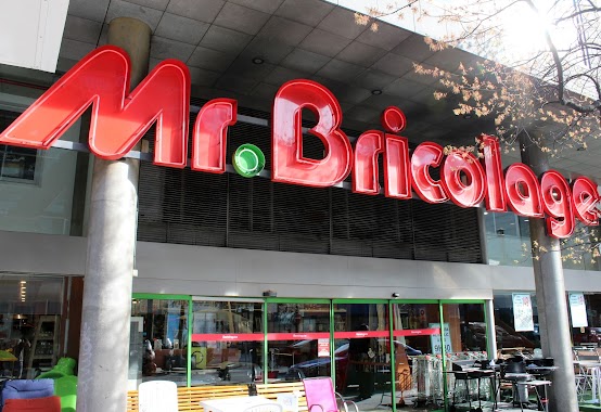 Mr. Bricolage Andorra, Author: Javier Rodríguez