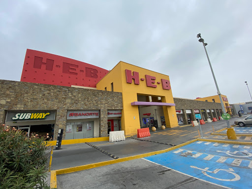 H-E-B Cumbres
