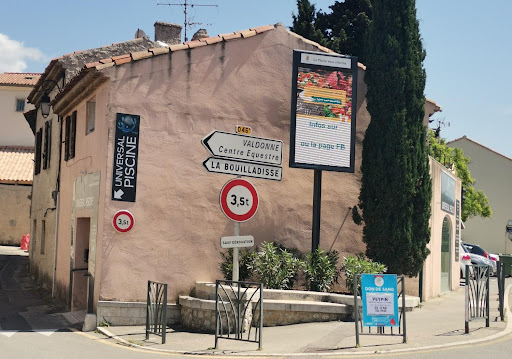 Photo de UNIVERSAL PISCINE