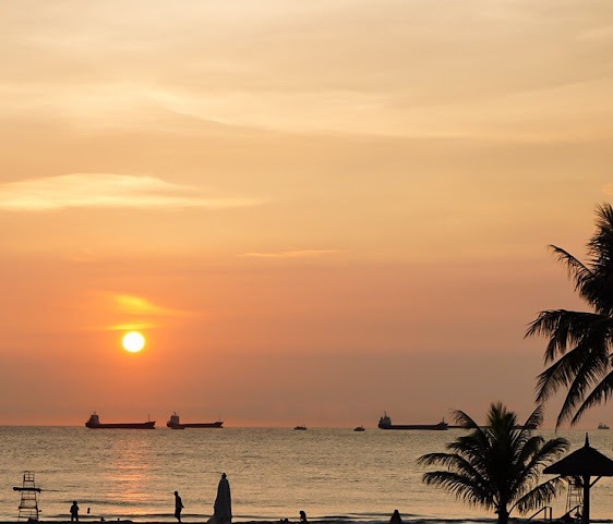 Sunset Beach Resort by null