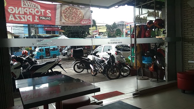 Pizza Hut Delivery - PHD Indonesia, Author: Tri susilo Winanto