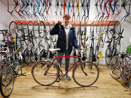 L'etape Cycles Fahrradladen Gallery - Spain