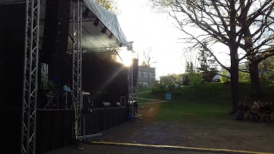 Photos of Loodusmaja ja loomekeskuse park