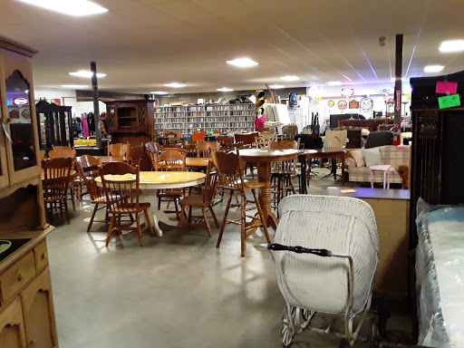 Treasures Indoor Flea Market - Thumbnail