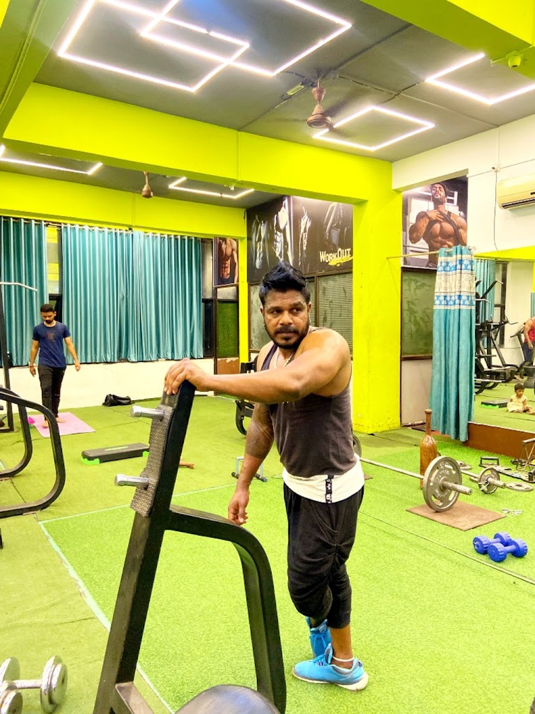 Workout Reloaded Unisex Gym