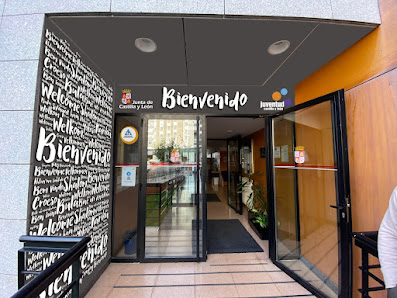 Residencia Juvenil Antonio Machado Pl. Odón Alonso, 1, 42003 Soria, España