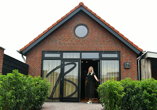 Van Leeuwen Bouwwerken - Thumbnail