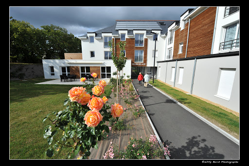 Photo de Résidence Services Seniors DOMITYS - Rosa Gallica à Saint-Martin-du-Fouilloux (49170)